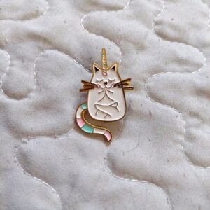 (3 for 12$) Pastel unicorn cat enamel pin